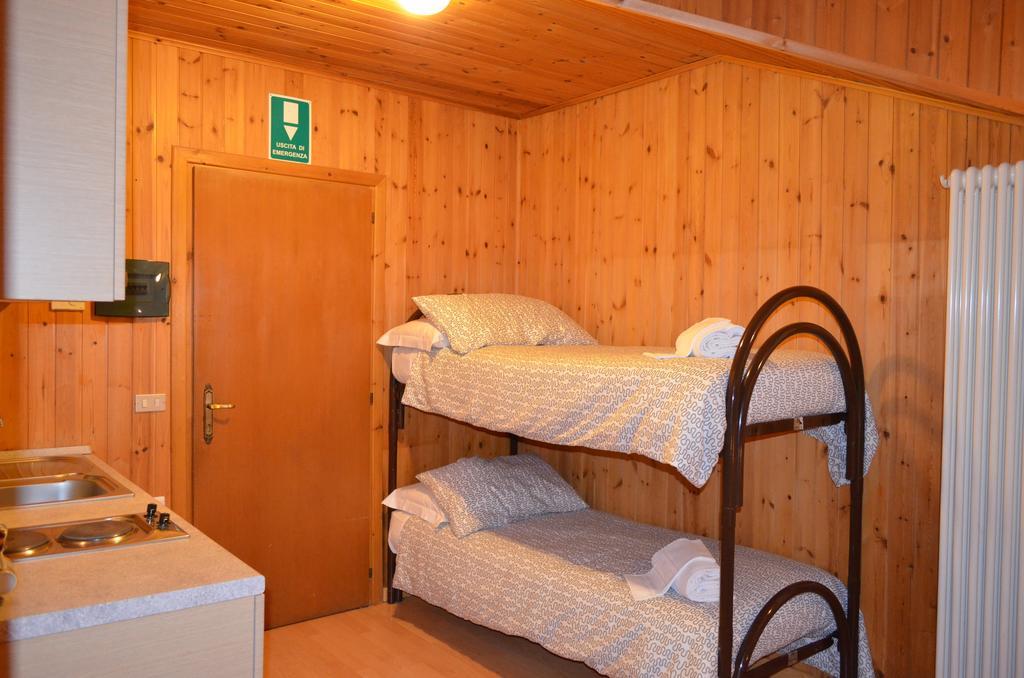 Campodolcino Camping Pokój zdjęcie
